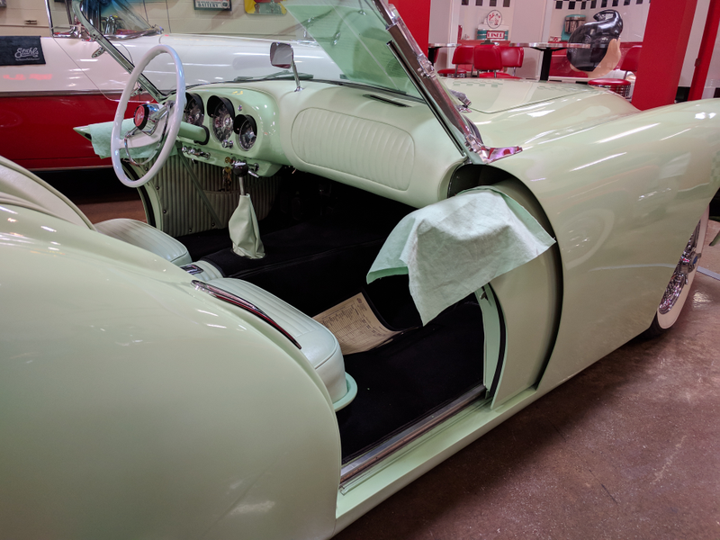 Interesting doors in this Kaiser.